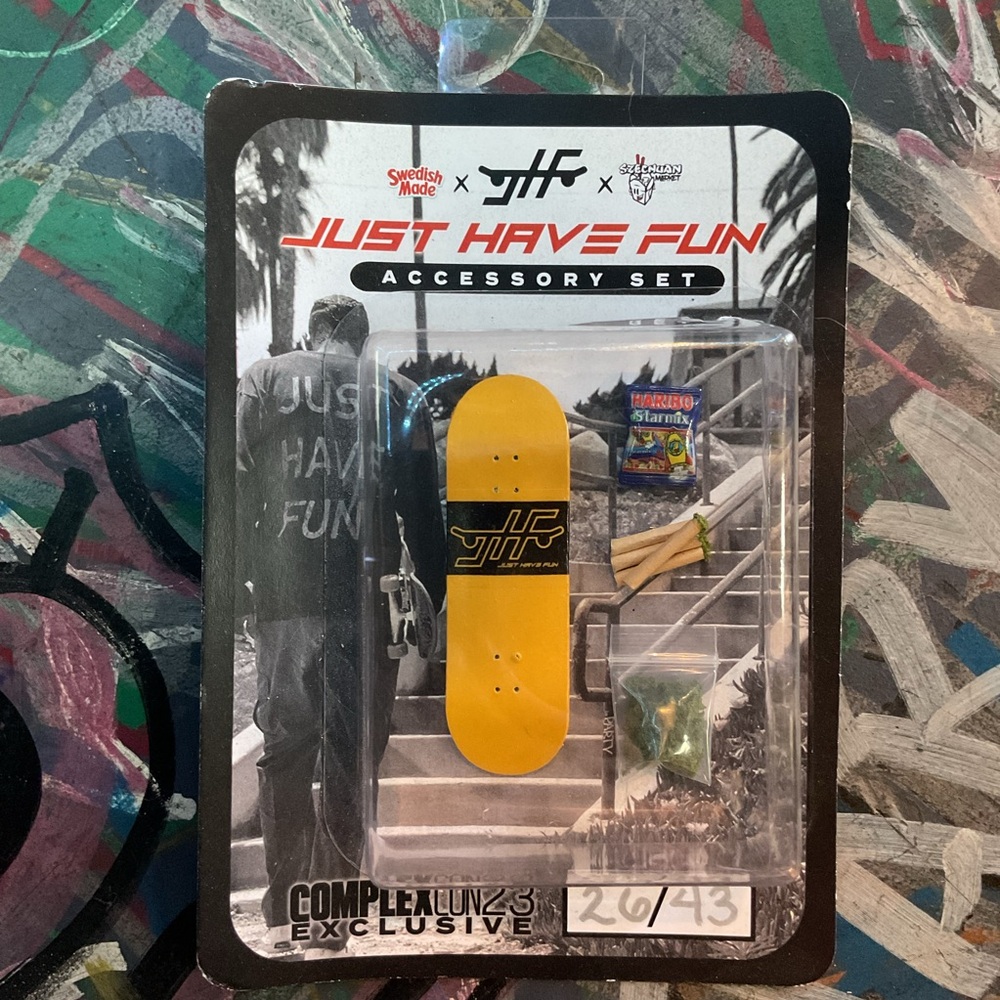 ULTRA RARE Boo Johnson x Just Have Fun Fingerboard Set, Signed ComplexCon (26/43